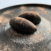 Load image into Gallery viewer, Gypsum two ways