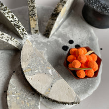 Load image into Gallery viewer, Tough souse