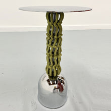 Load image into Gallery viewer, Frosting Martini Table