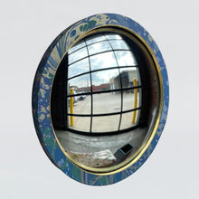 Load image into Gallery viewer, Round Mirrors