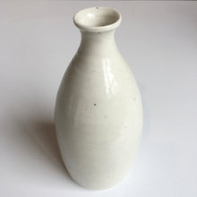 Load image into Gallery viewer, White bottle/ vase