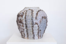 Load image into Gallery viewer, Vase
