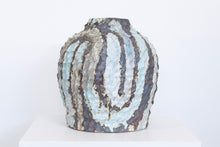 Load image into Gallery viewer, Vase
