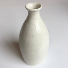 Load image into Gallery viewer, White bottle/ vase

